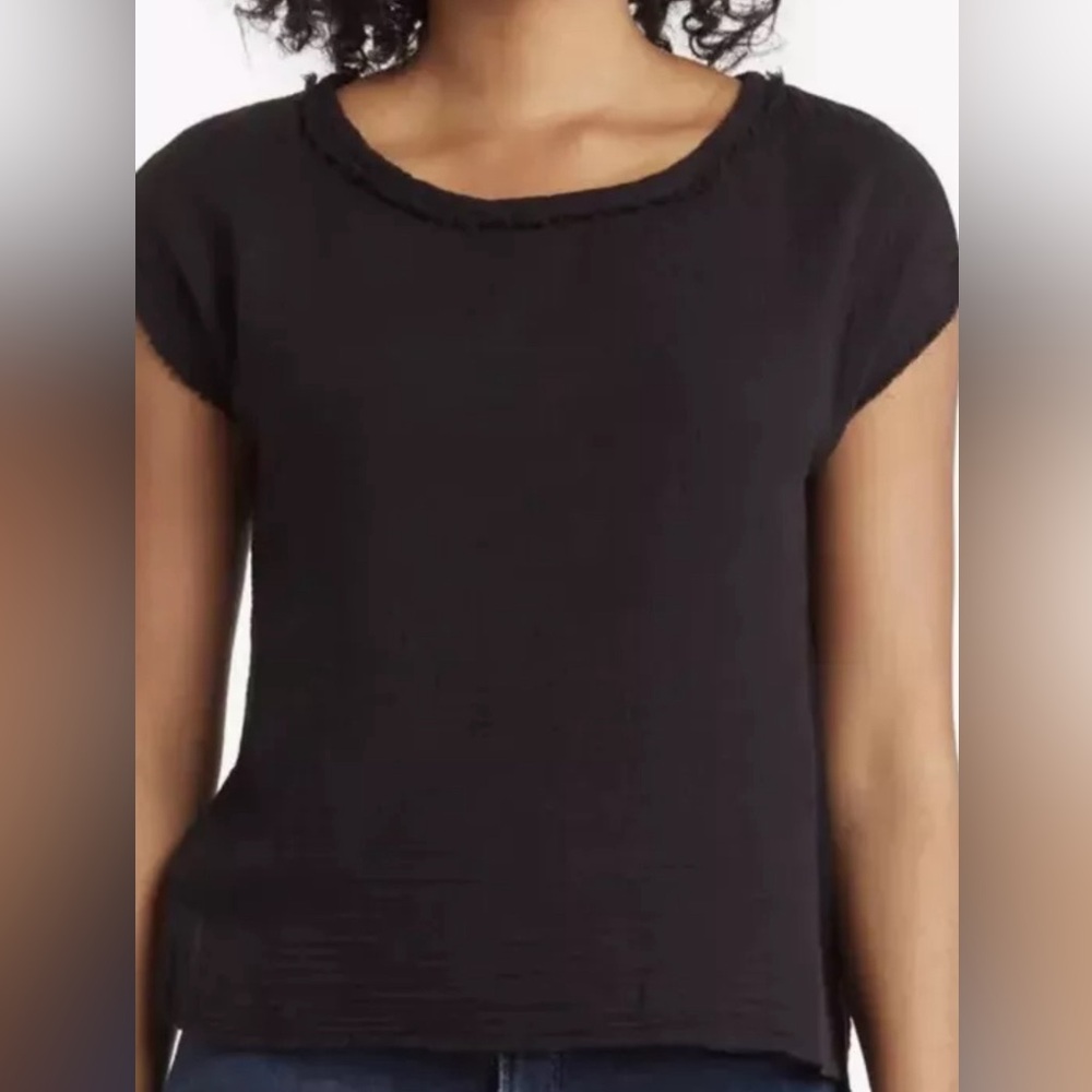 T Tahari Black gauze lightweight summer top with cute frayed edges size L